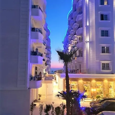 Διαμέρισμα Deluxe Private Next To Grand Blue Fafa Golem