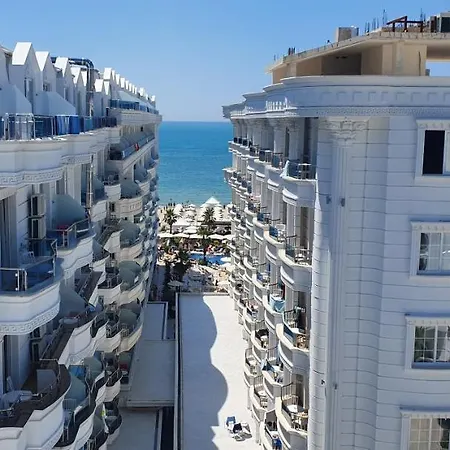 Deluxe Private Next To Grand Blue Fafa Golem